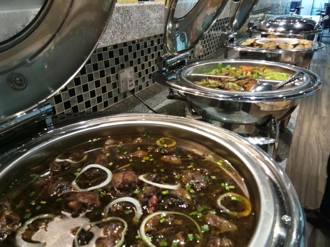 לימבאנג Purnama Hotel מראה חיצוני תמונה