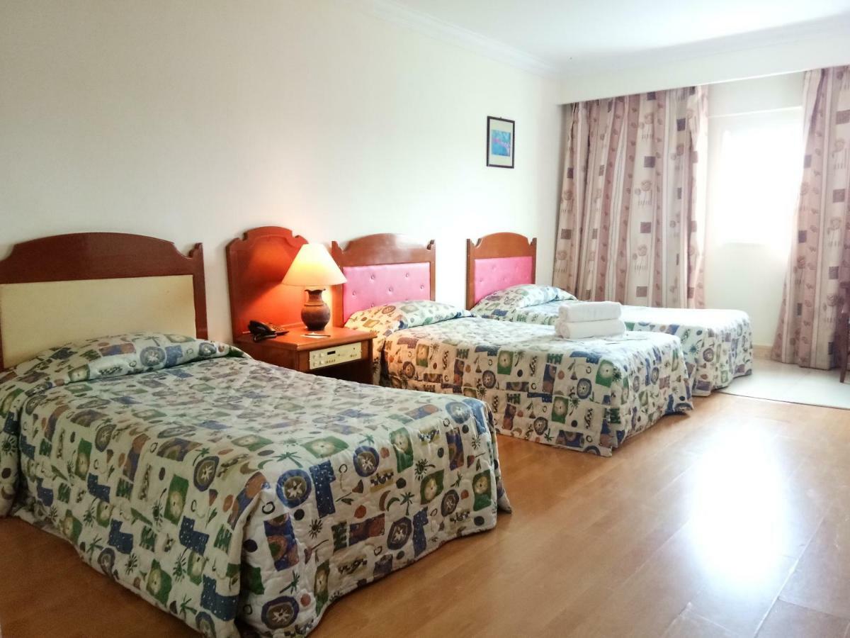 לימבאנג Purnama Hotel מראה חיצוני תמונה
